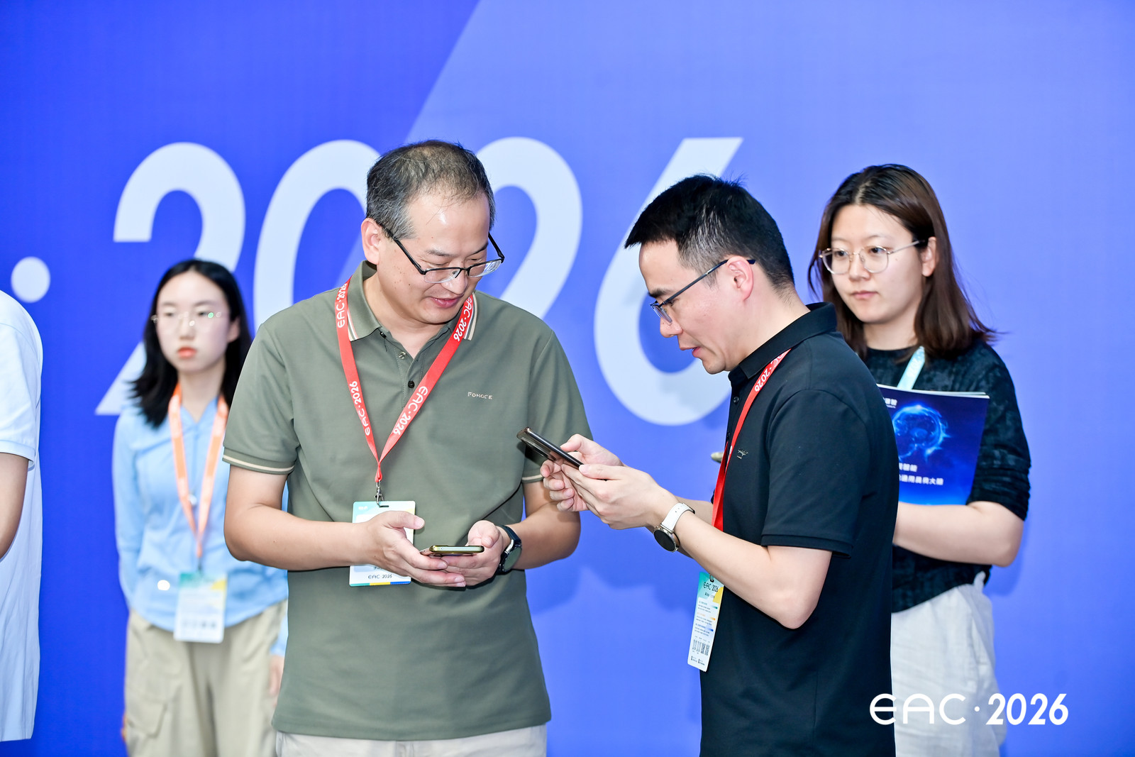 EAC2026 展区现场沟通